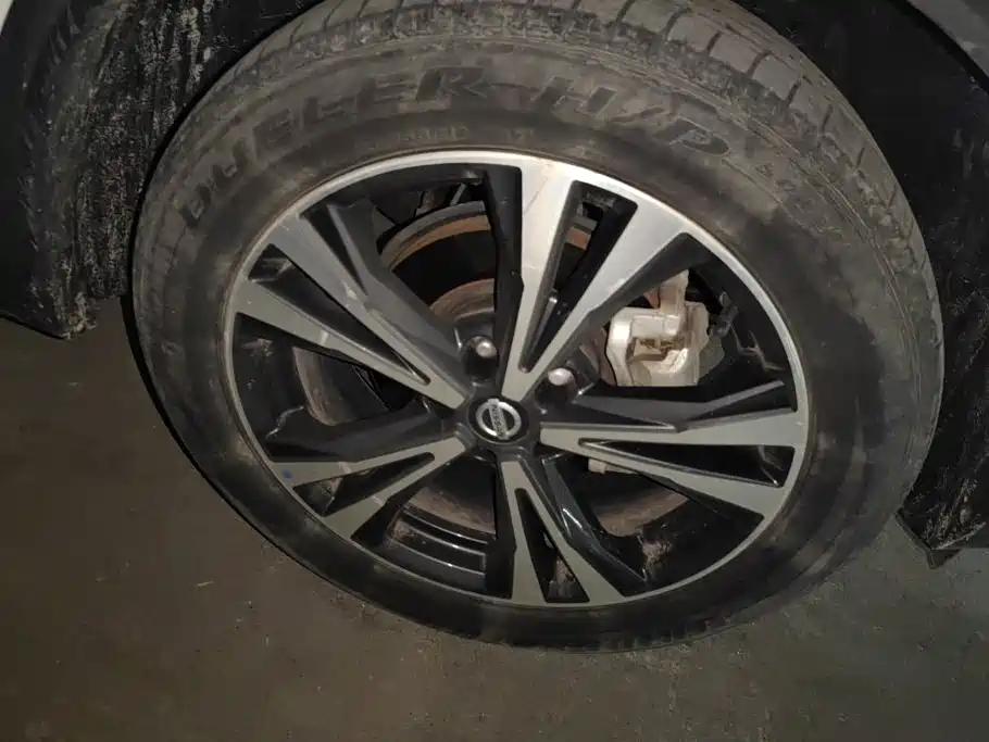 Nissan Qashqai — миниатюра 6