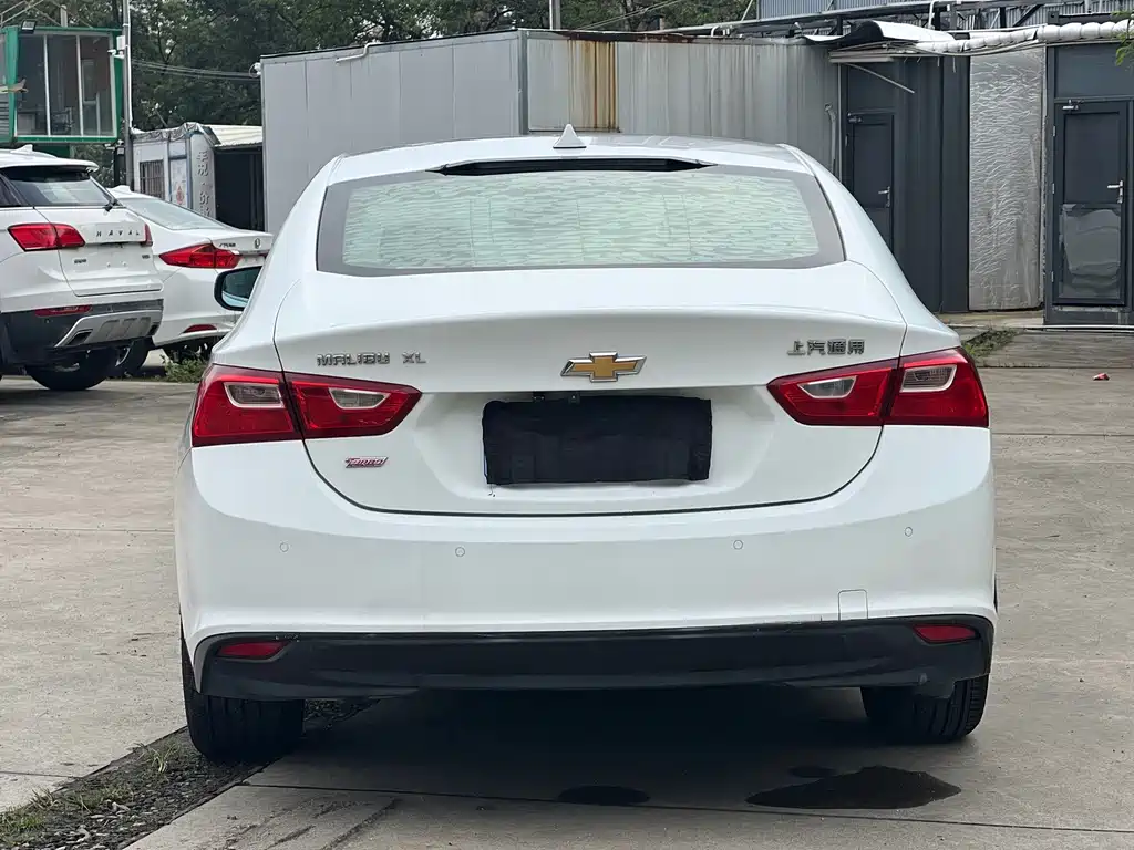 Chevrolet Malibu XL — миниатюра 9