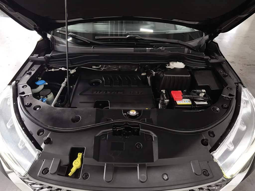 Haval Haval M6 1.5 л 2022 г. Чёрный, пробег 31300 км