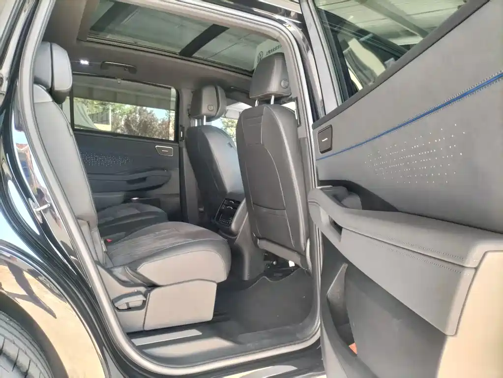 Volkswagen Teramont — миниатюра 6