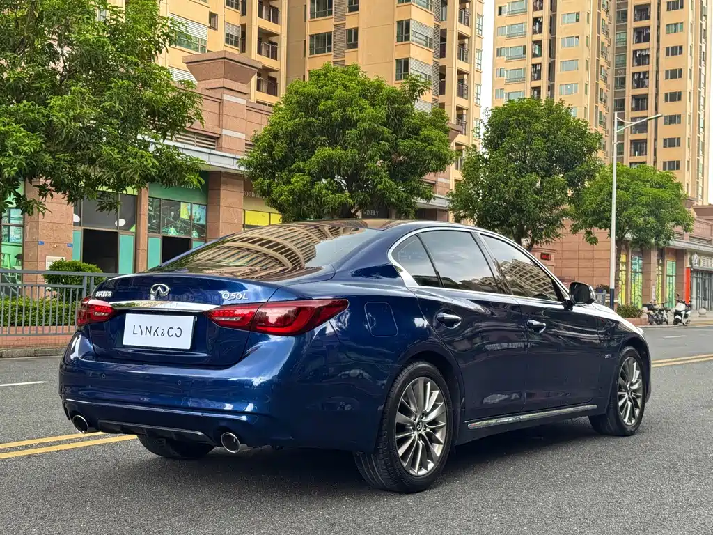 Infiniti Q50L — миниатюра 6