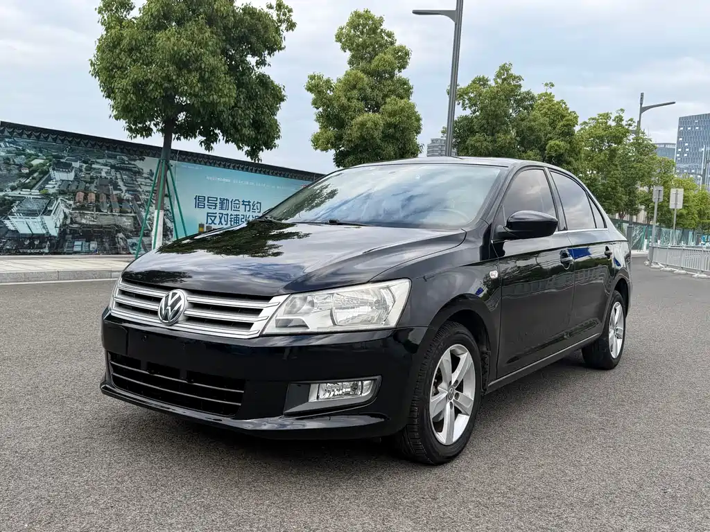 Купить Volkswagen Santana