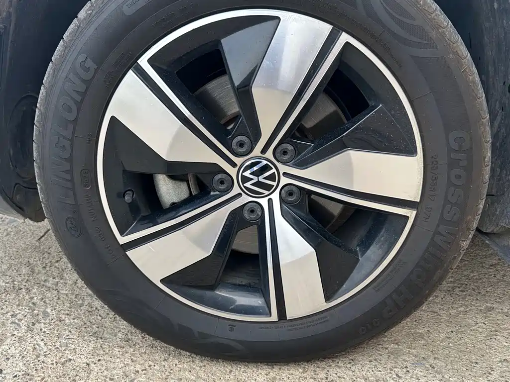 Volkswagen Tharu 2022 280TSI Comfort