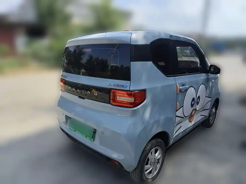 Wuling MINIEV — миниатюра 4