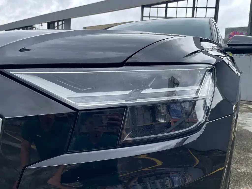 Audi Q8 — миниатюра 28