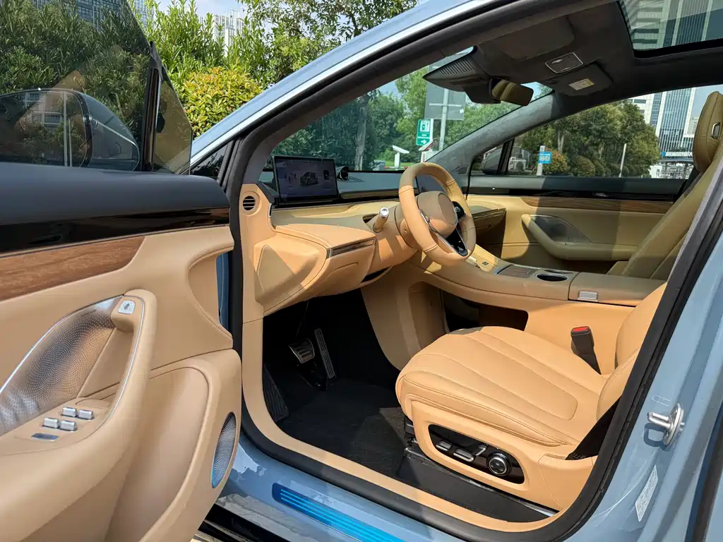 Luxeed R7 2024 667km Pro