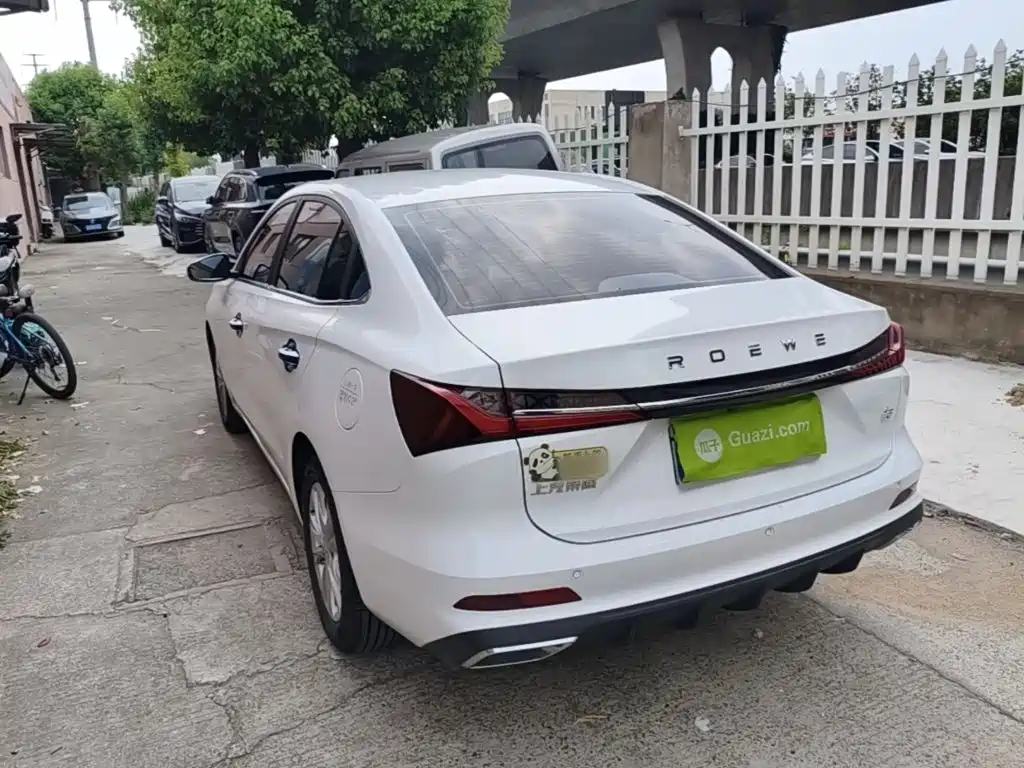Roewe i5 2023 1.5L CVT Luxury