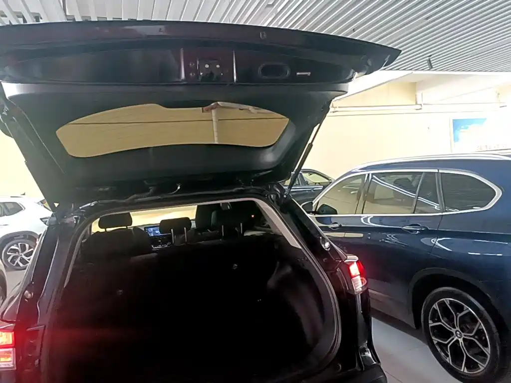 Toyota Frontlander — миниатюра 19