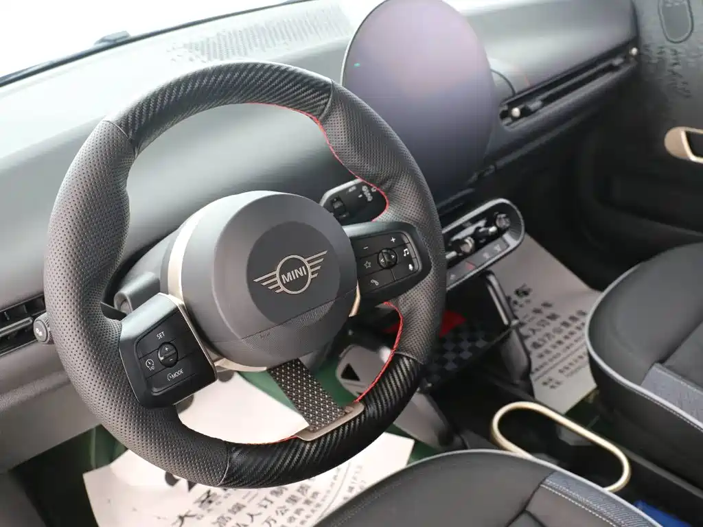 MINI MINI COOPER EV — миниатюра 9