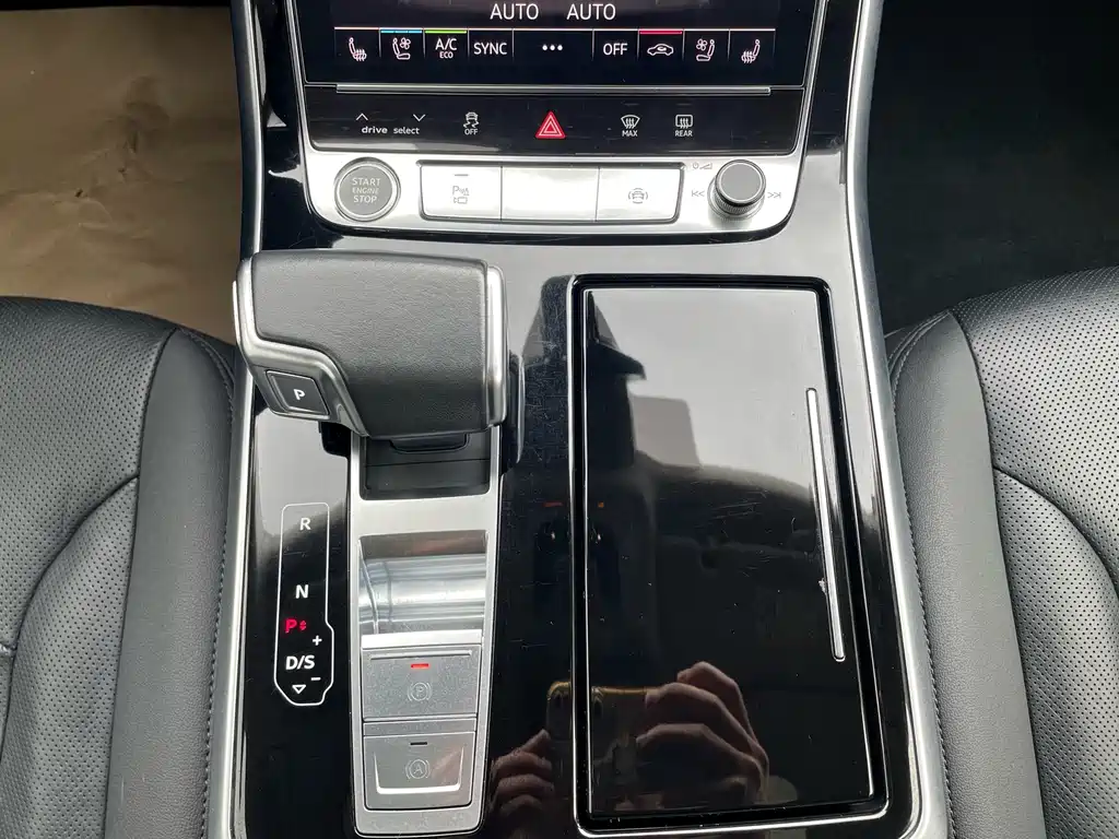 Audi Q8 — миниатюра 17