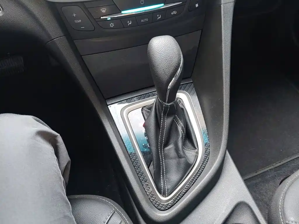 Buick Excelle — миниатюра 14