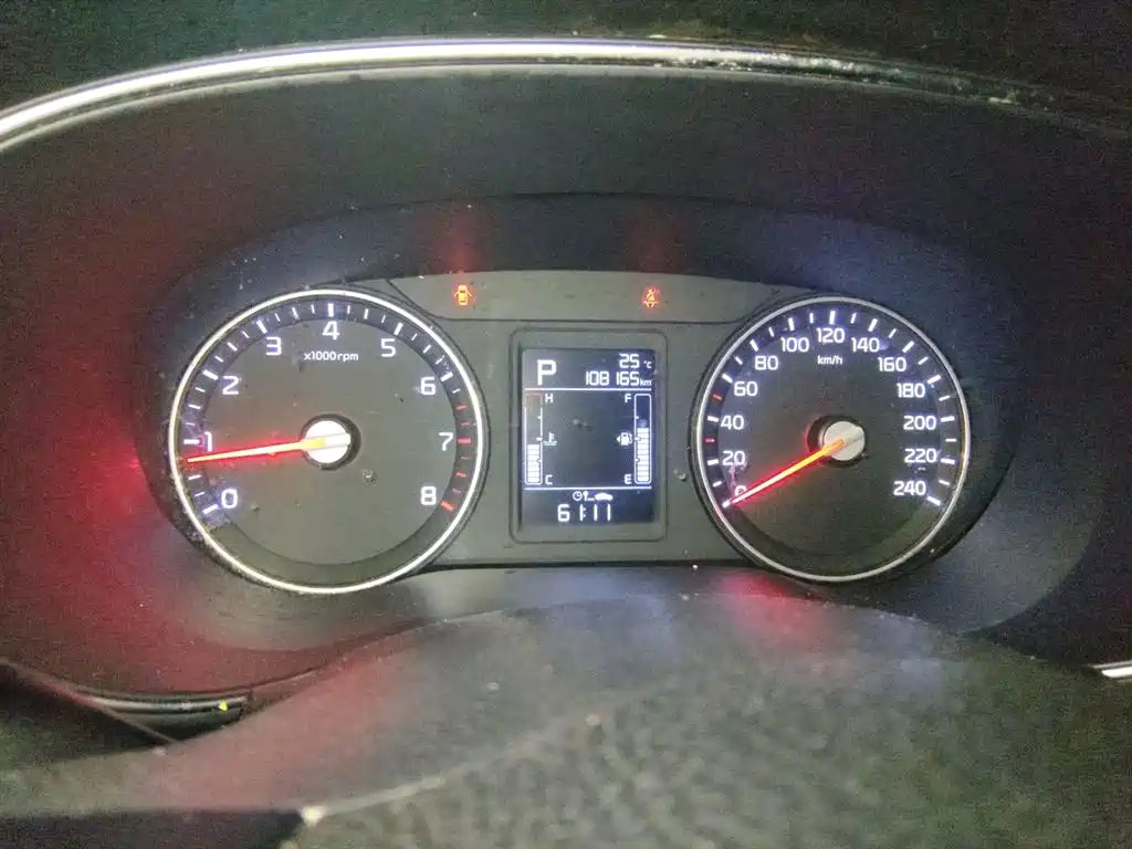 Kia KX3 2015 1.6L AT DLX