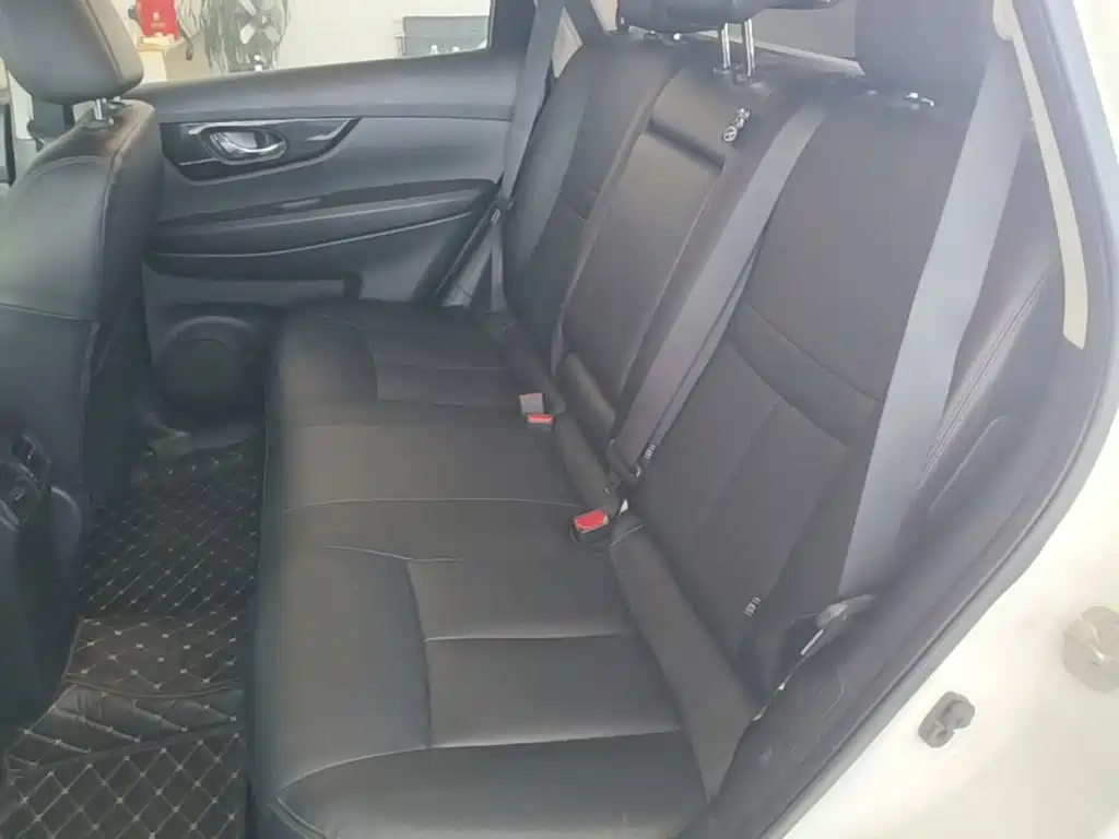 Nissan X-Trail — миниатюра 17