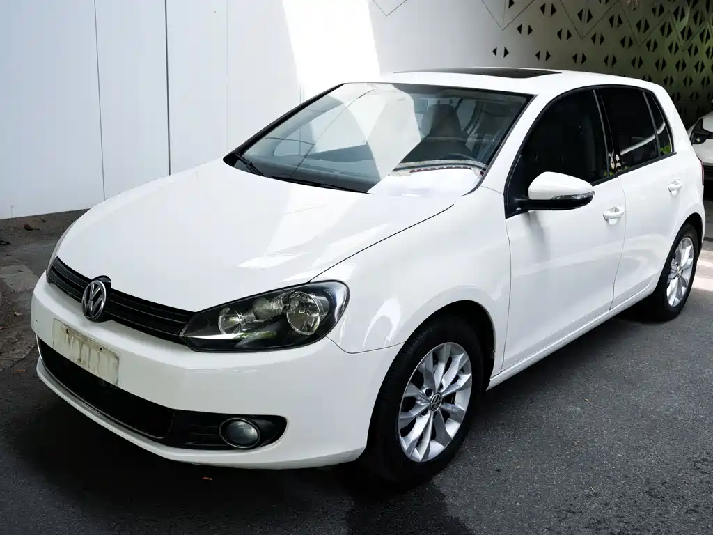 Купить Volkswagen Golf