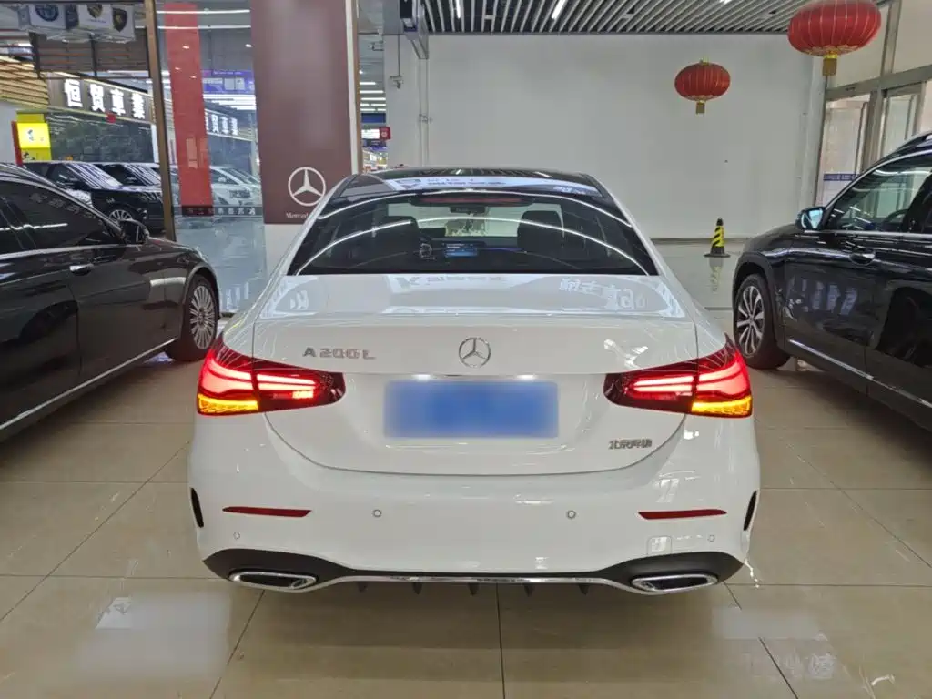 Mercedes-Benz A-Class A 2025 A 200 L Fashion