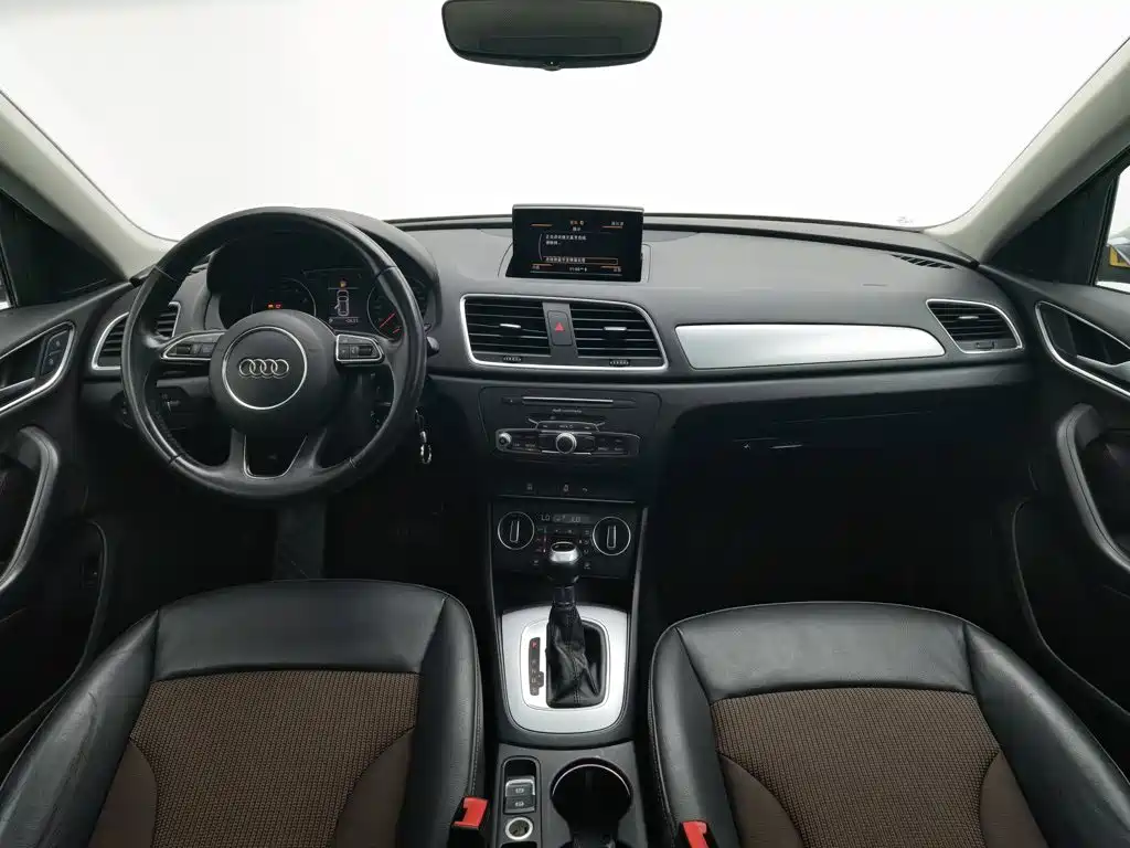 Audi Q3 — миниатюра 5