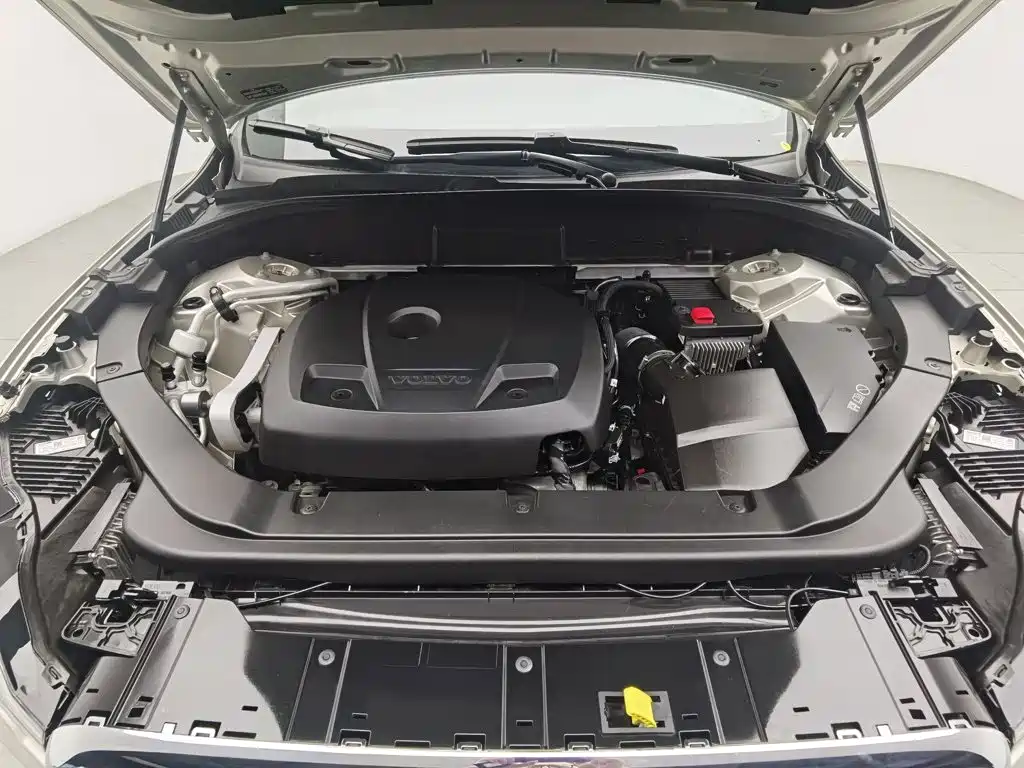 Volvo XC60 — миниатюра 6