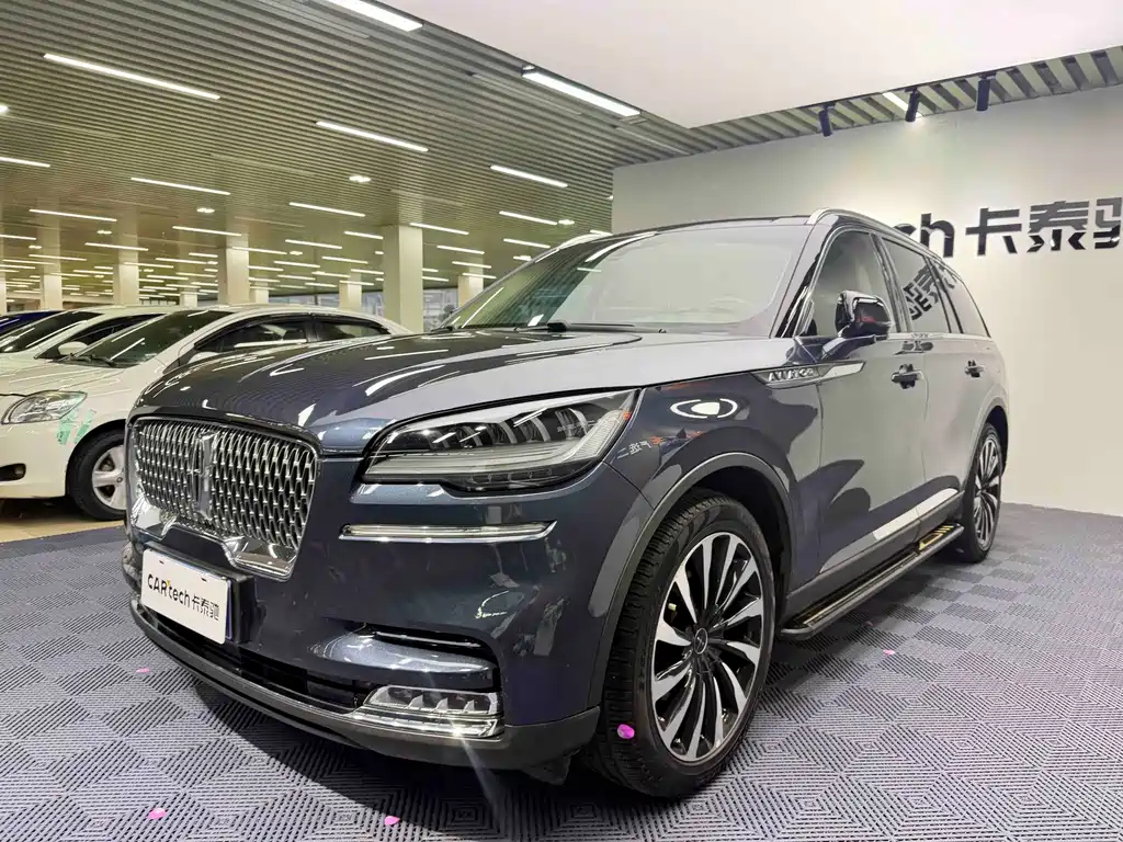 Lincoln Aviator