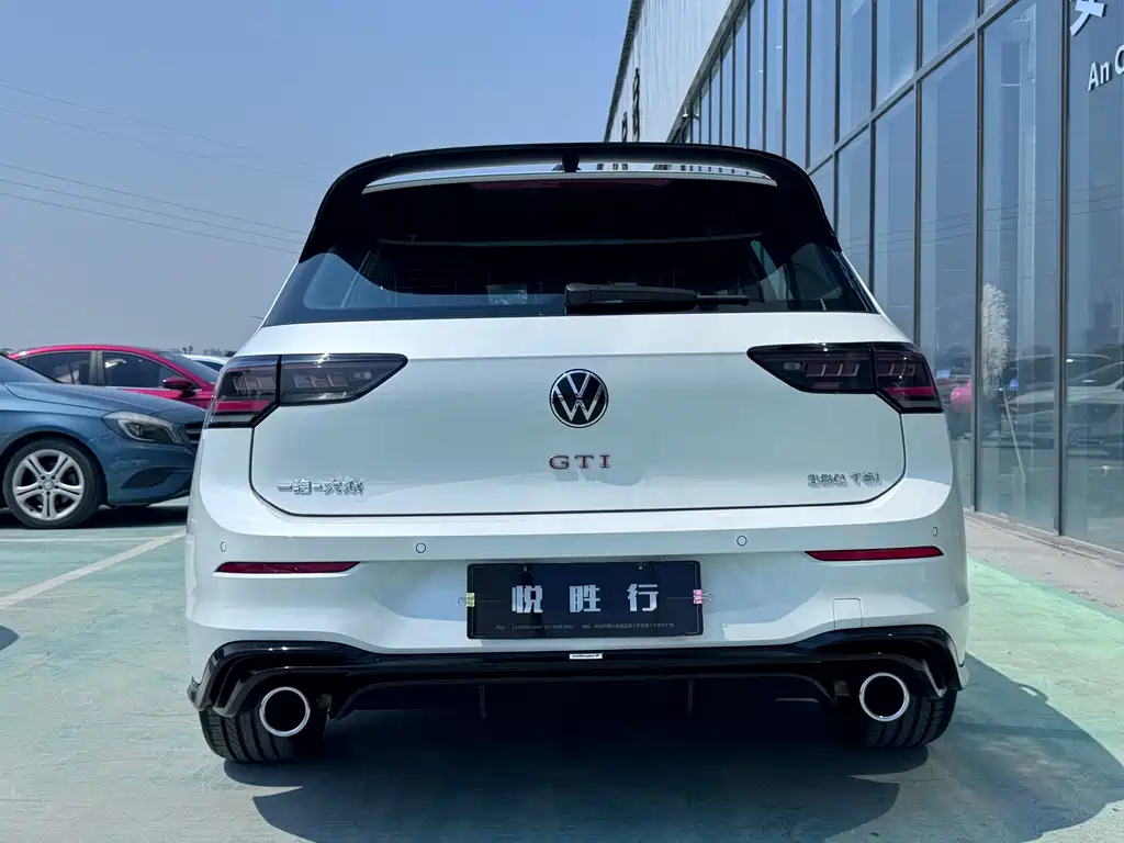 Volkswagen Golf GTI — миниатюра 5