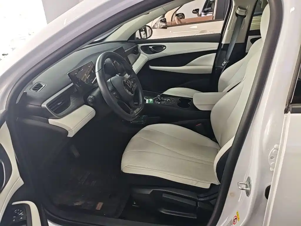 BYD Seal 05 DM-i — миниатюра 15