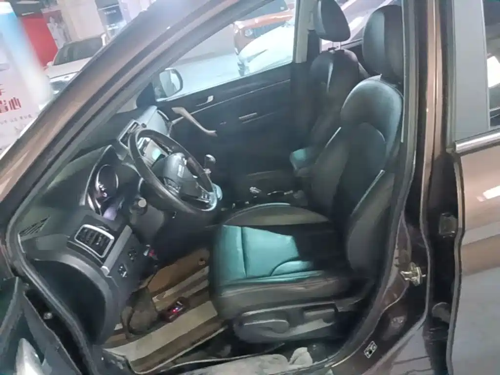 Haval M6 — миниатюра 15