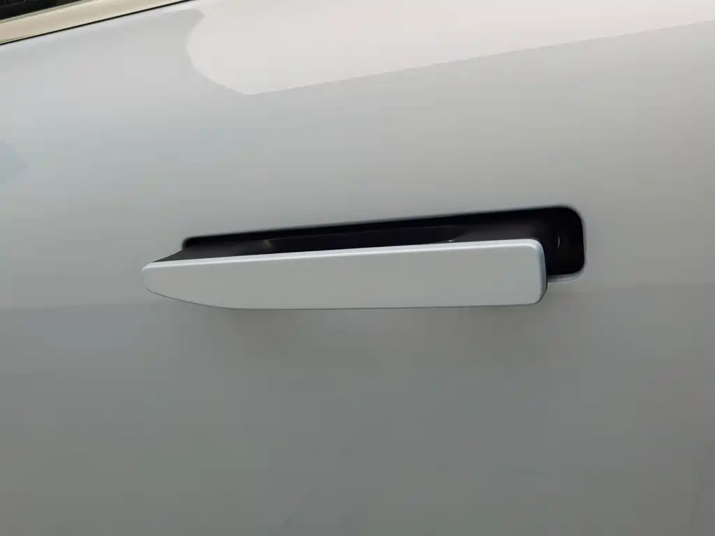 NIO ET5T — миниатюра 18