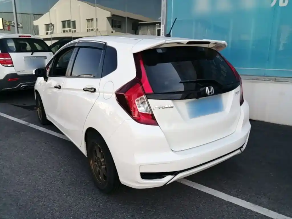 Honda Fit — миниатюра 5