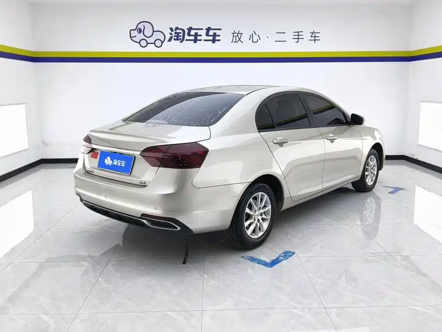 Geely Emgrand — миниатюра 3