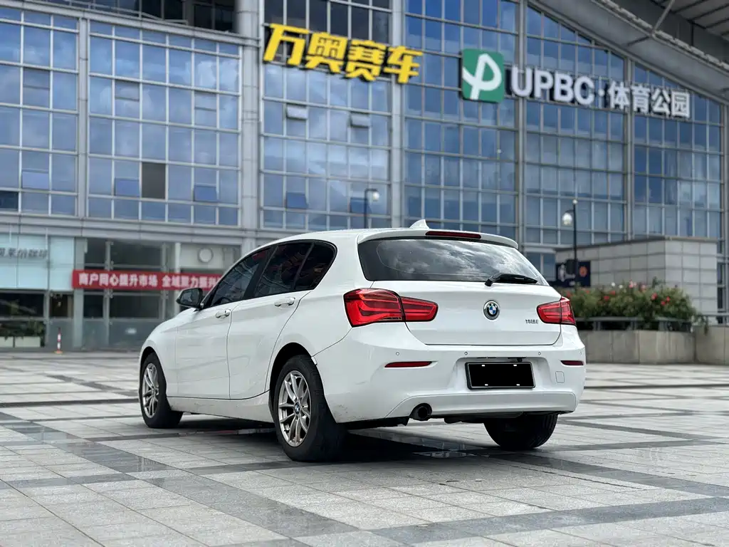 BMW 1 Series (Import) — миниатюра 5