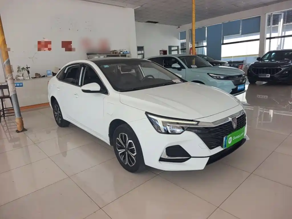 Roewe i6 MAX New Energy — миниатюра 4