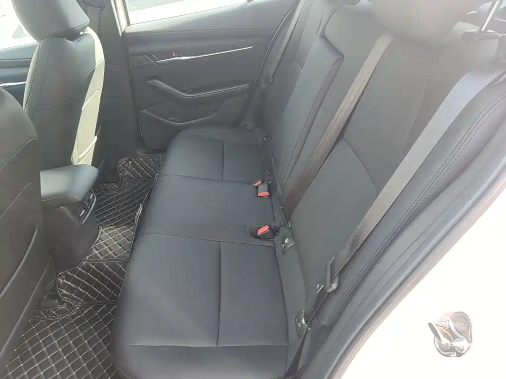 Mazda 3 Axela — миниатюра 17