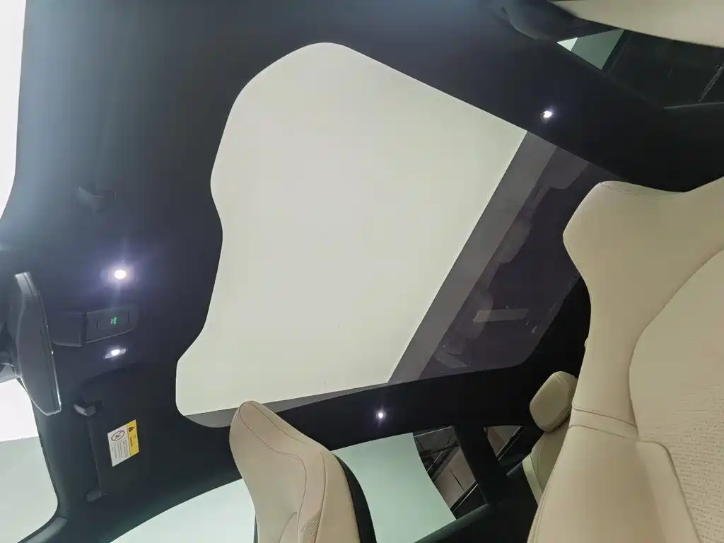 NIO ET5T — миниатюра 14