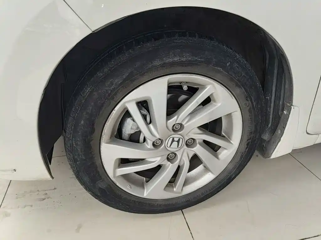 Honda Fit — миниатюра 23