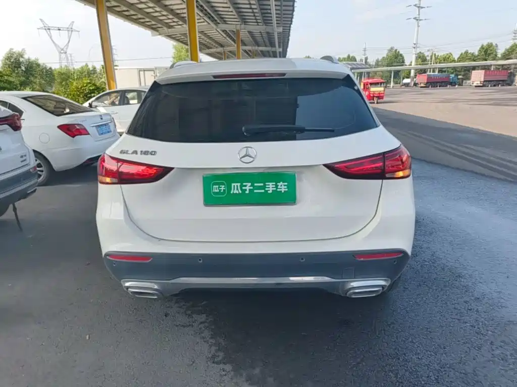 Mercedes-Benz GLA — миниатюра 6