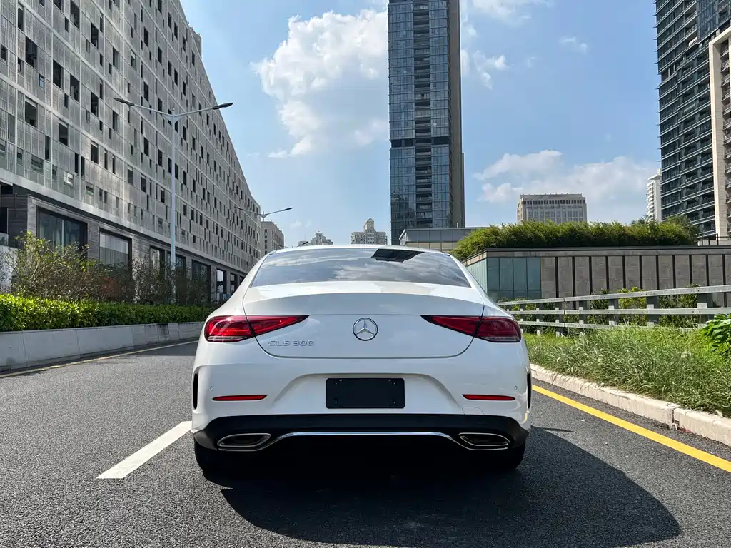 MERCEDES-BENZ CLS