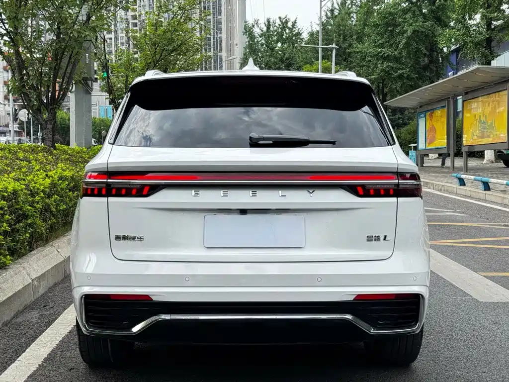 Geely Xingyue L — миниатюра 23