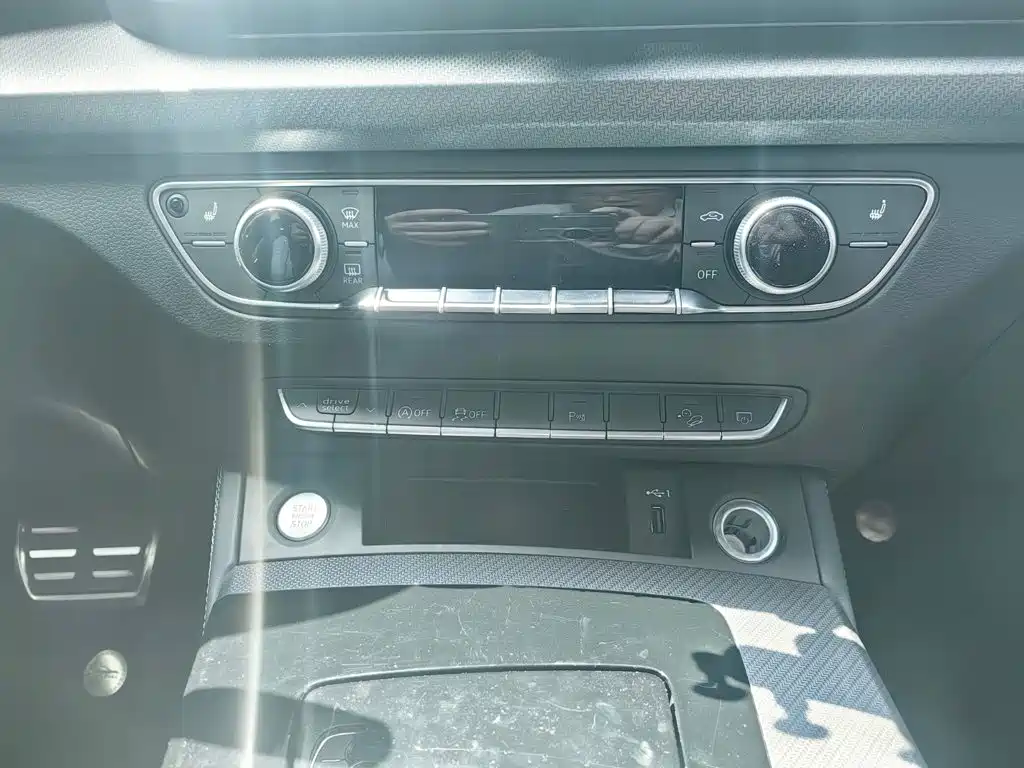 Audi Q5L — миниатюра 10