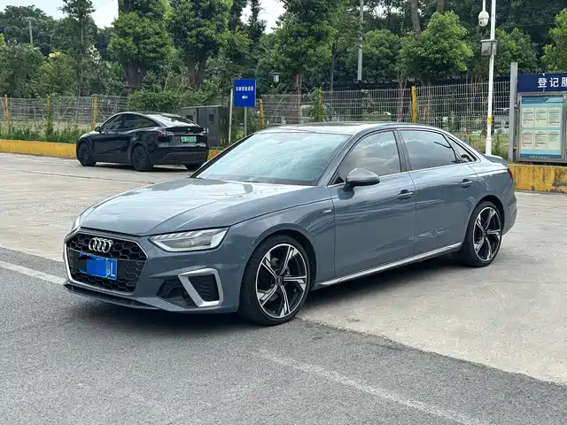2022 Audi A4