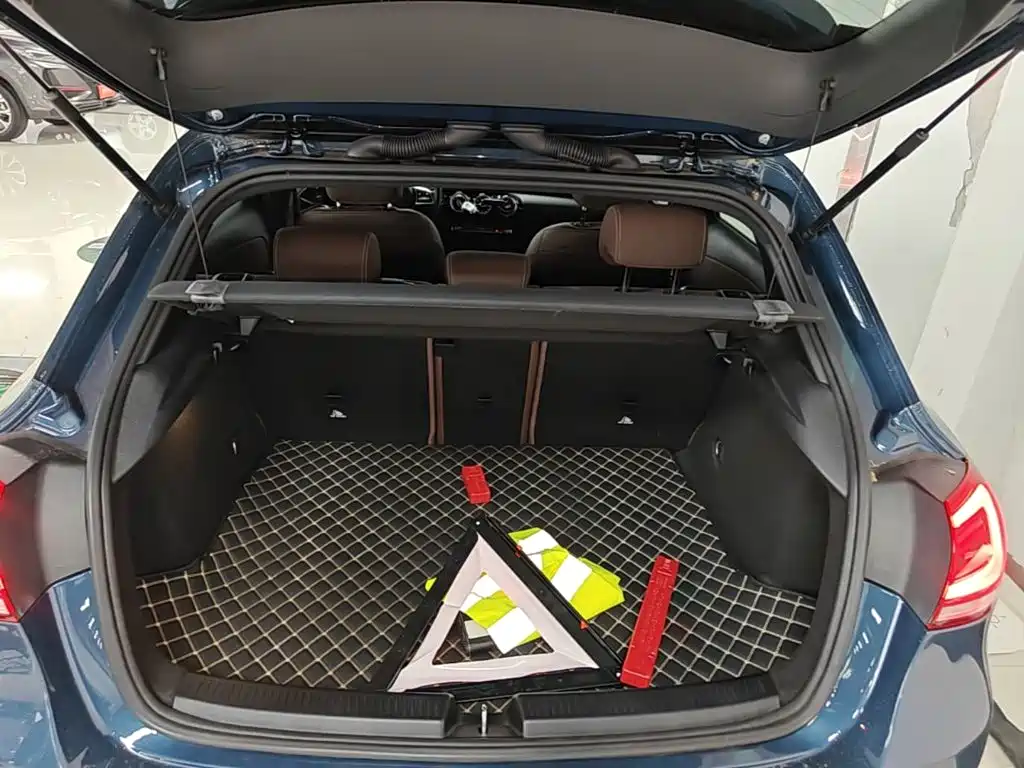 Mercedes-Benz A-Class (Import) — миниатюра 19