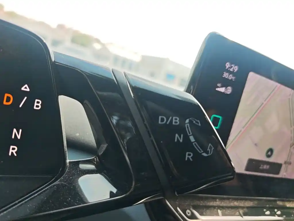 Volkswagen ID.4 X — миниатюра 21