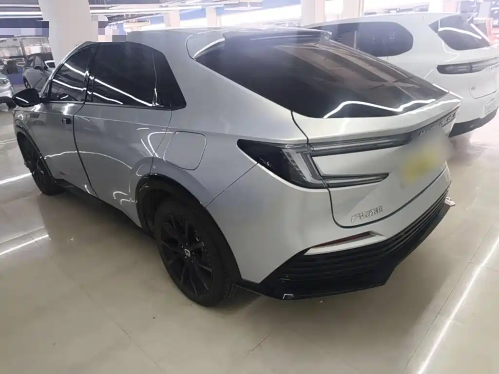 Honda e:NP2 — миниатюра 5