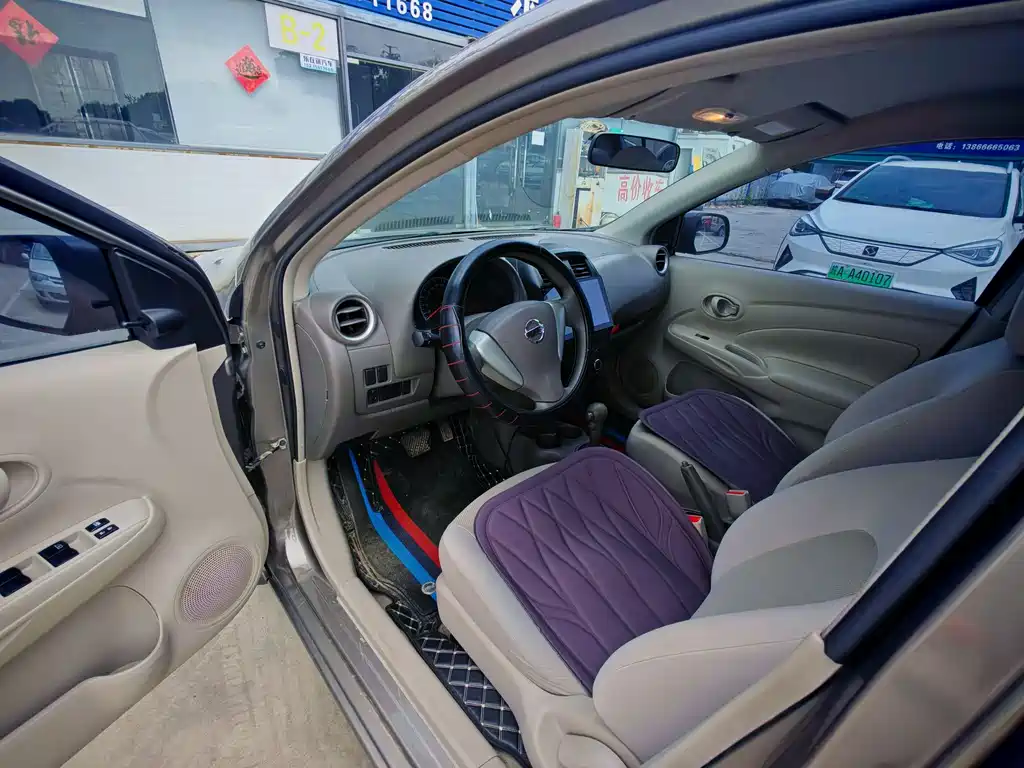 Nissan Sunny — миниатюра 7