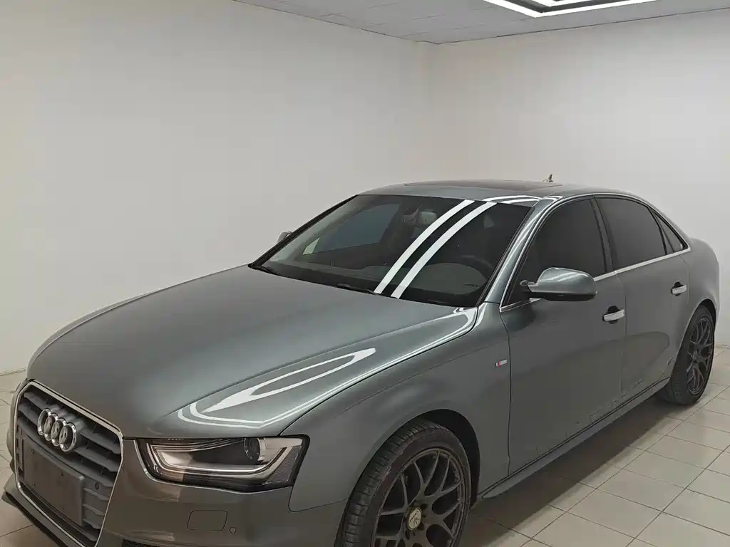 Купить Audi A4L