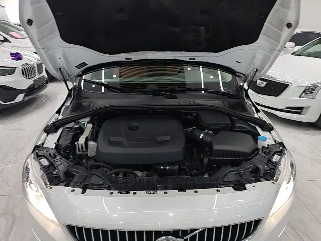 Volvo S60 — миниатюра 20
