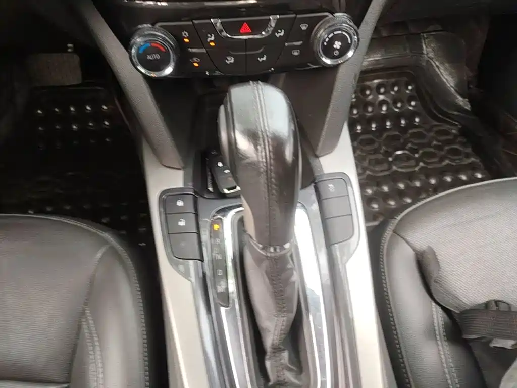 Chevrolet Malibu — миниатюра 14