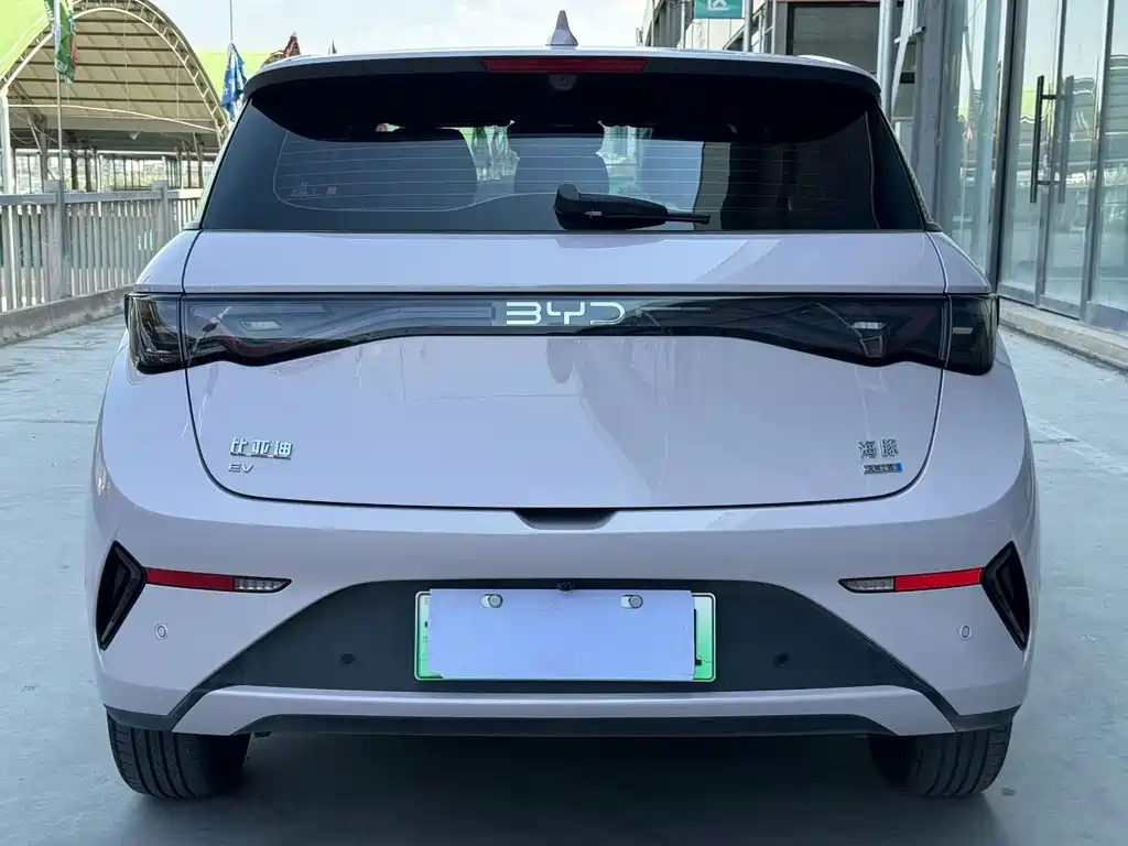 BYD Dolphin — миниатюра 5