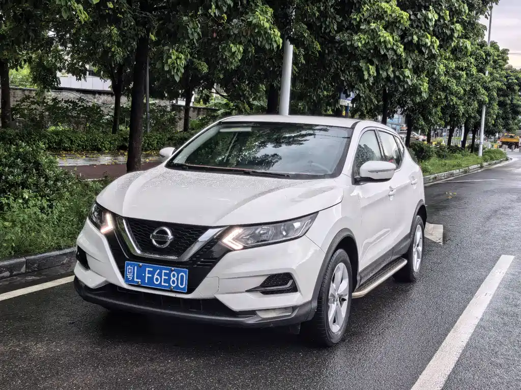 Nissan Qashqai — миниатюра 3