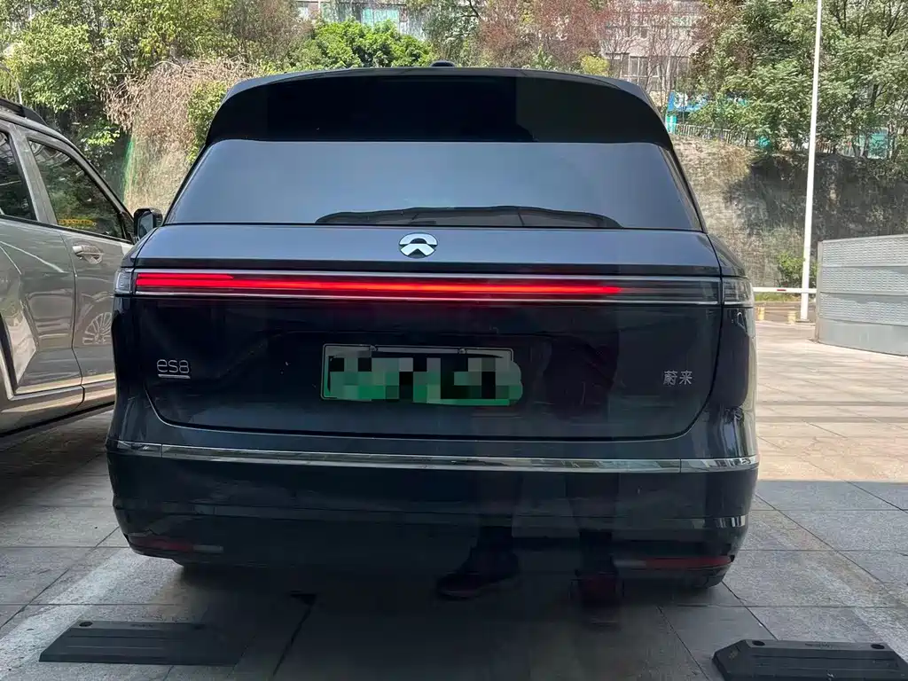 NIO ES8 — миниатюра 3