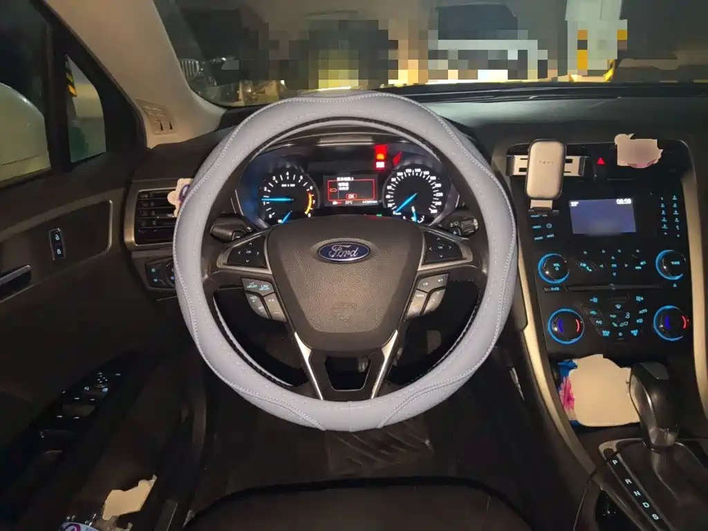 Ford Mondeo — миниатюра 11