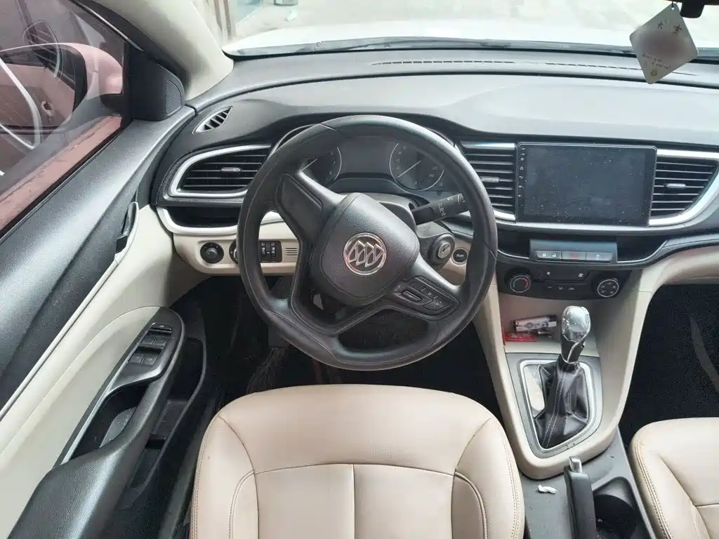 Buick Excelle — миниатюра 6